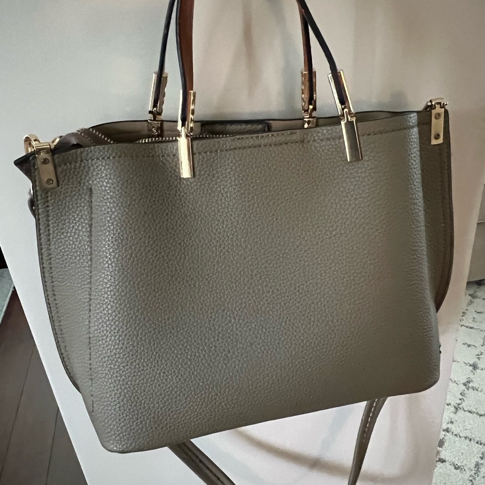 Vegan leather- barely used tote with shoulder strap